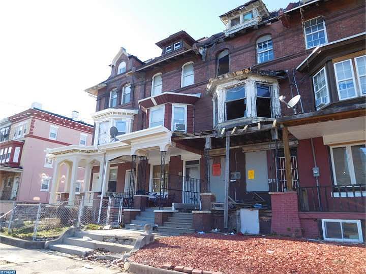 2nd image of 5319 Chester Ave