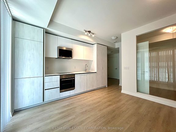 4th image of 8 Widmer St #2011