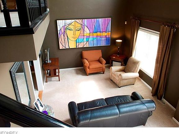 3rd image of 11876 Greyfriars Cir