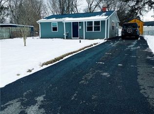 2 Lincoln Rd, North Syracuse, NY 13212