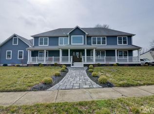 11 Lagoda St, Parlin, NJ 08859
