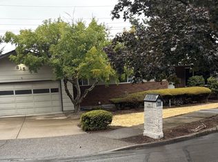 815 NW Battaglia Ave, Gresham, OR 97030