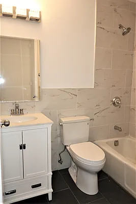 Rented by Newell and Assoc. | media 3