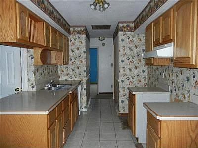 4th image of 316 Porter Dr