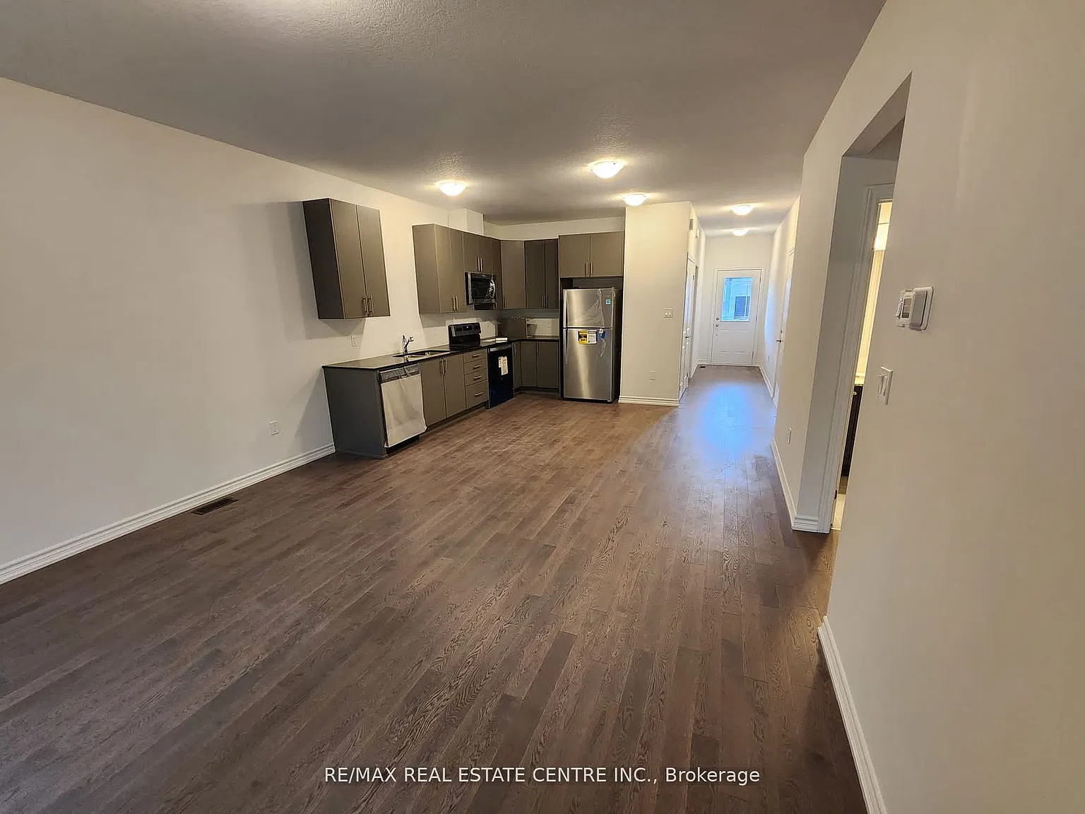 2 bed, $2,200 — Photo 4