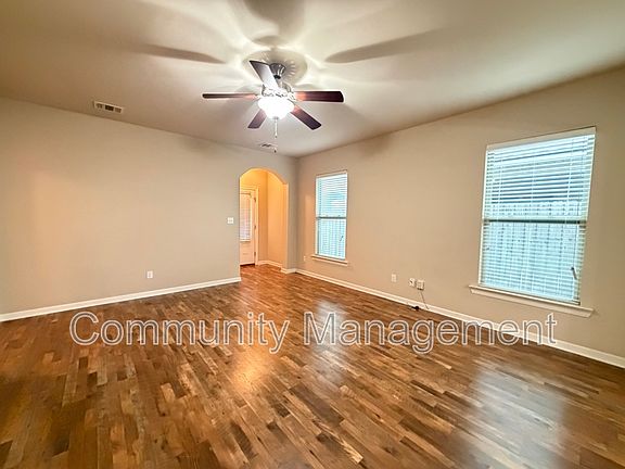 4th image of 1415 Granby Dr