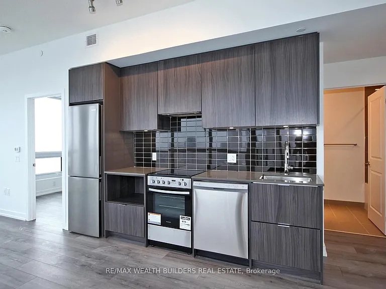 395 Bloor St E #3504 — Photo 11