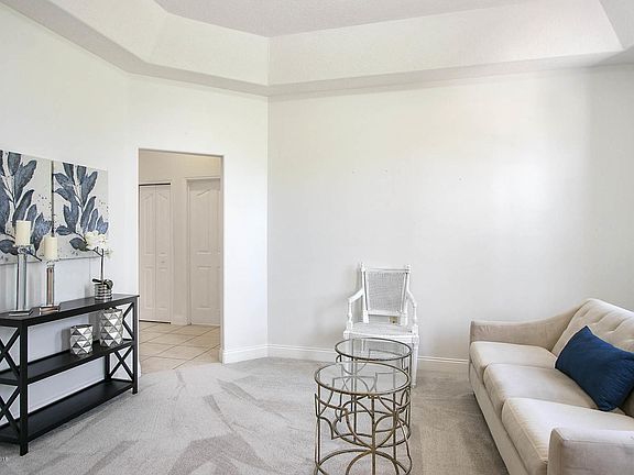 5th image of 108 Palm Cir