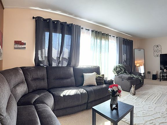 4th image of 5451 Marcella Rd