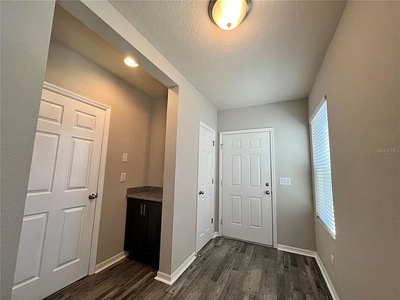 4th image of 19241 Roseate Dr