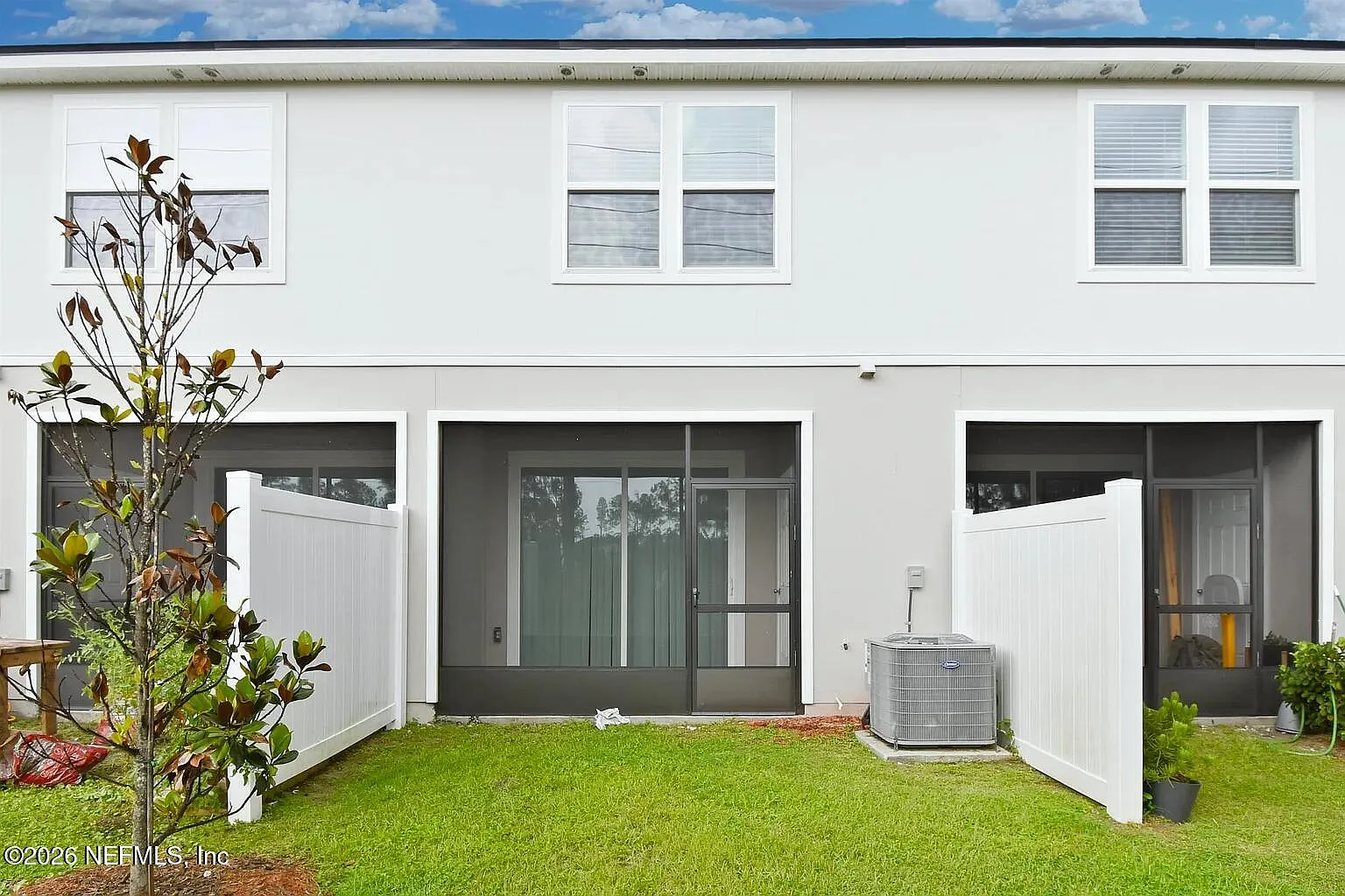 2 bed, 2.5 bath, 1109 sqft, $1,700 — Photo 4
