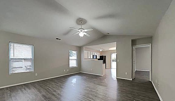 2nd image of 961 Willow Creek Dr