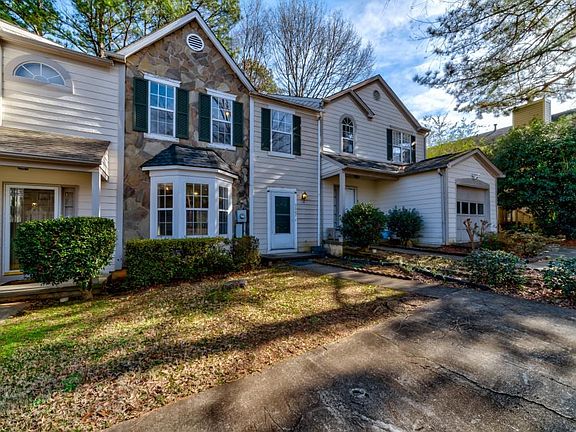 2nd image of 3007 Regal Park Ct