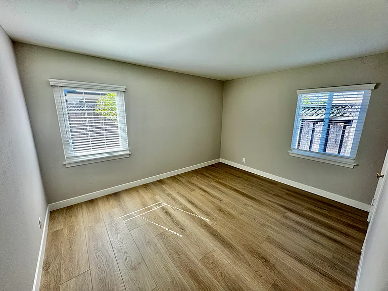 4056 Park Blvd — Photo 23