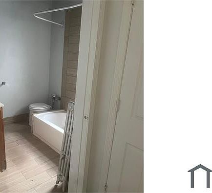 3rd image of 8149 S Drexel Ave #2E