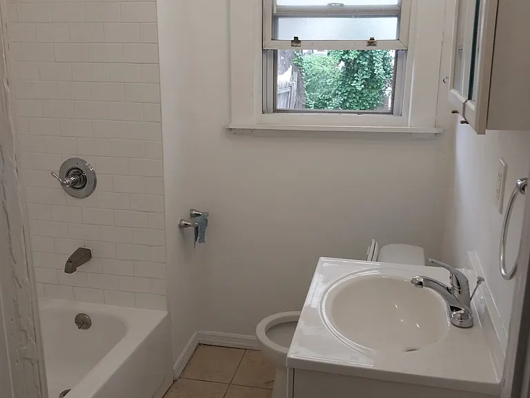 203 Virginia Ave #1 — Photo 5
