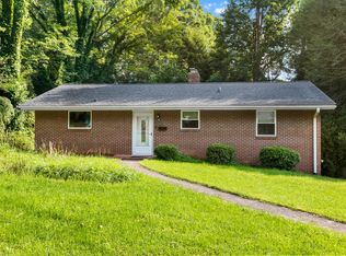 68 Wilshire Dr, Asheville, NC 28806