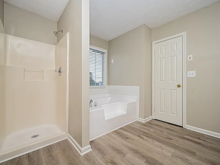 2088 Strang Blvd — Photo 12