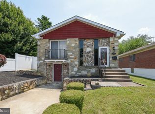 9089 Ferndale St, Philadelphia, PA 19115