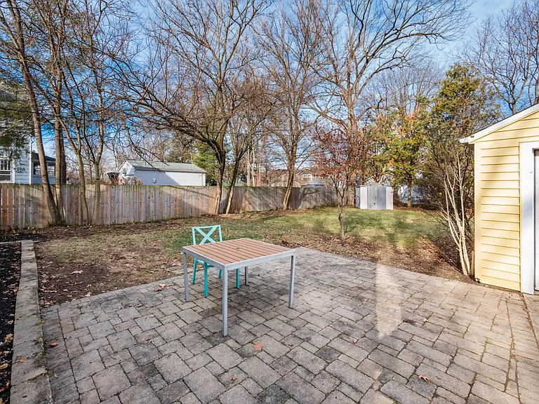 316 E Weisheimer Rd — Photo 23