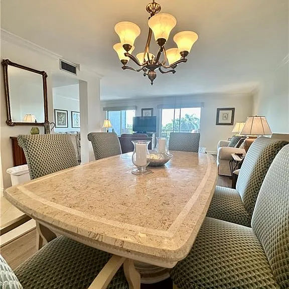 555 Park Shore Dr #B-403 — Photo 13