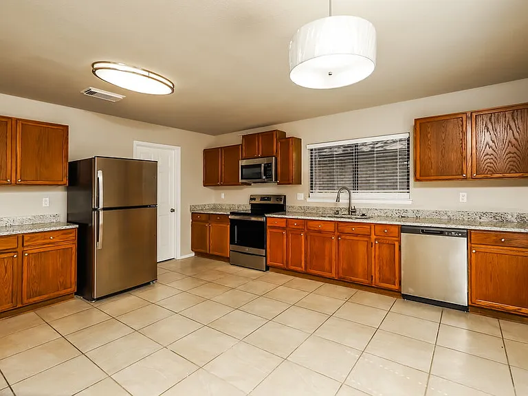 10420 Arbor Blf — Photo 9