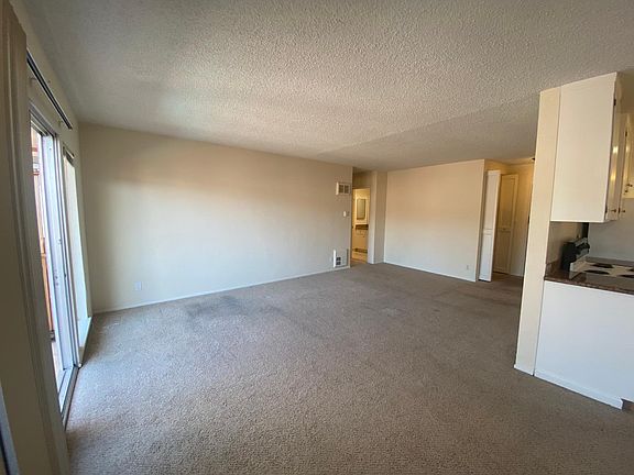 5th image of 1901 Garden Dr APT 305