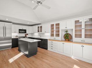 17 Highcroft Way UNIT 17, Hopkinton, MA 01748