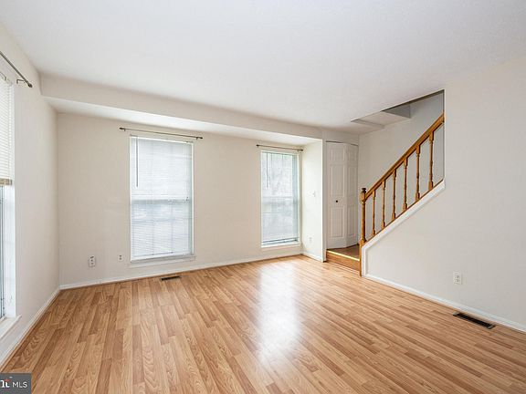5th image of 13601 Deerwater Dr #8-H