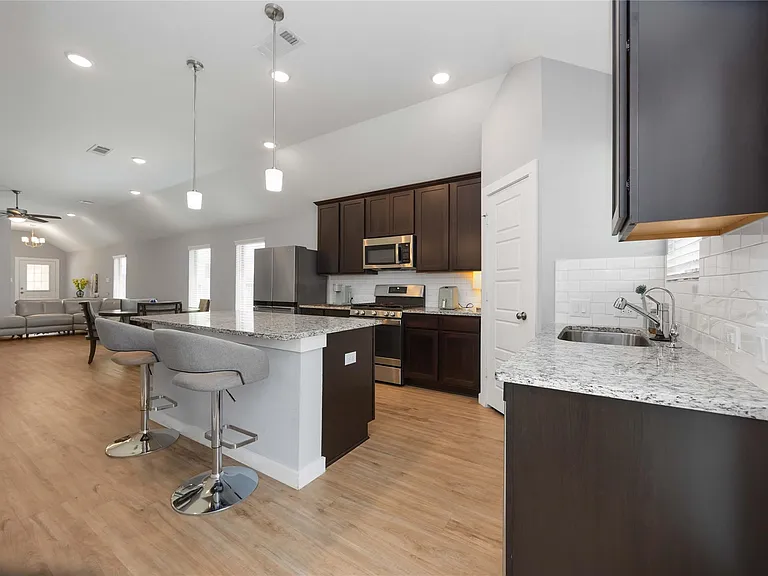 21642 Coral Mist Dr — Photo 11