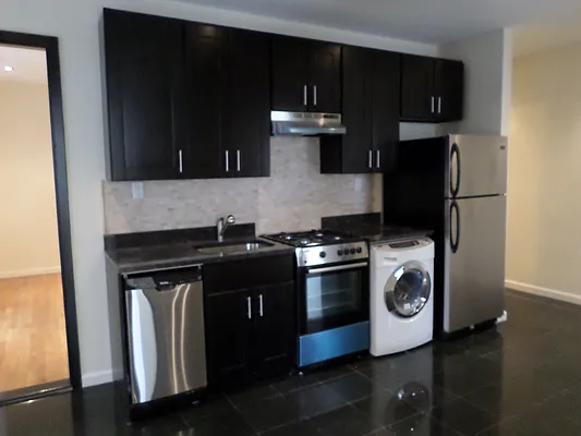 Rented by CoSo Apartments | media 38