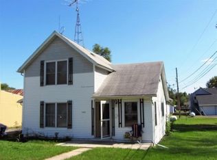 131 Lemonweir St, Lyndon Station, WI 53944