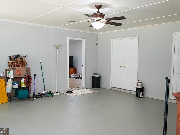 307 Pinewood Dr — Photo 26