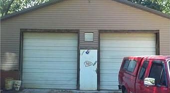 4th image of 1920 Shawnee Dr