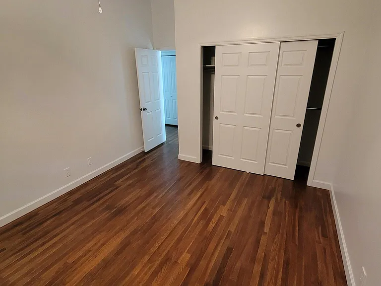 2221 Colony Dr SW — Photo 10