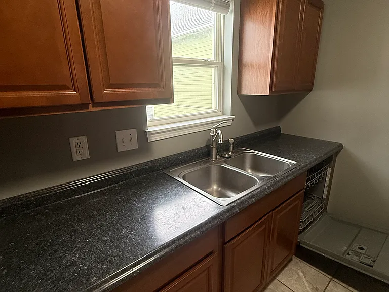 2054 1/2 Ruckle St #2 — Photo 12