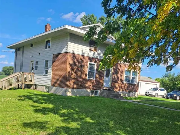 147 5th St N, Butterfield, MN 56120