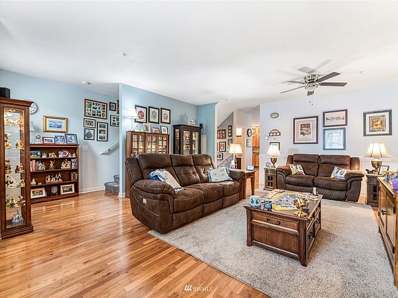 4th image of 4118 148th St SW APT H2