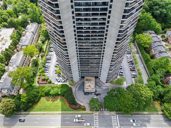 2660 Peachtree Rd NW APT 29F, Atlanta, GA 30305