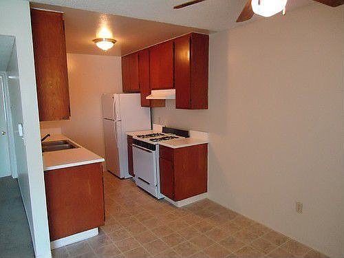 1st image of 1551 Saturn Blvd