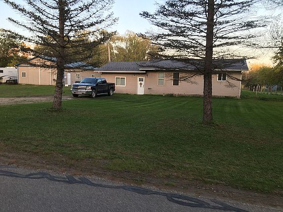 2nd image of 1748 Bishop Rd