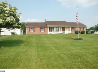 1 Lahawa Dr, Downingtown, PA 19335