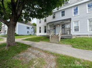 23-25 4th St #4, Bangor, ME 04401