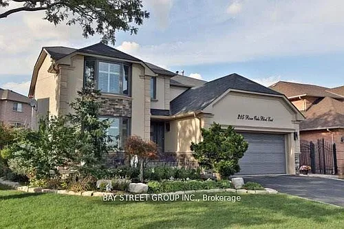 215 River Oaks Blvd E Photo 1