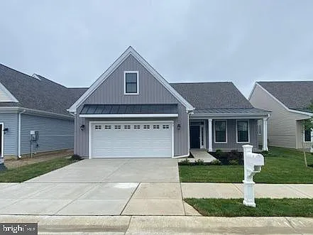 95 Leander Dr photo 1