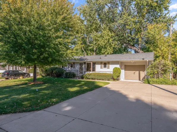 2517 36th Ave NE, Saint Anthony, MN 55418