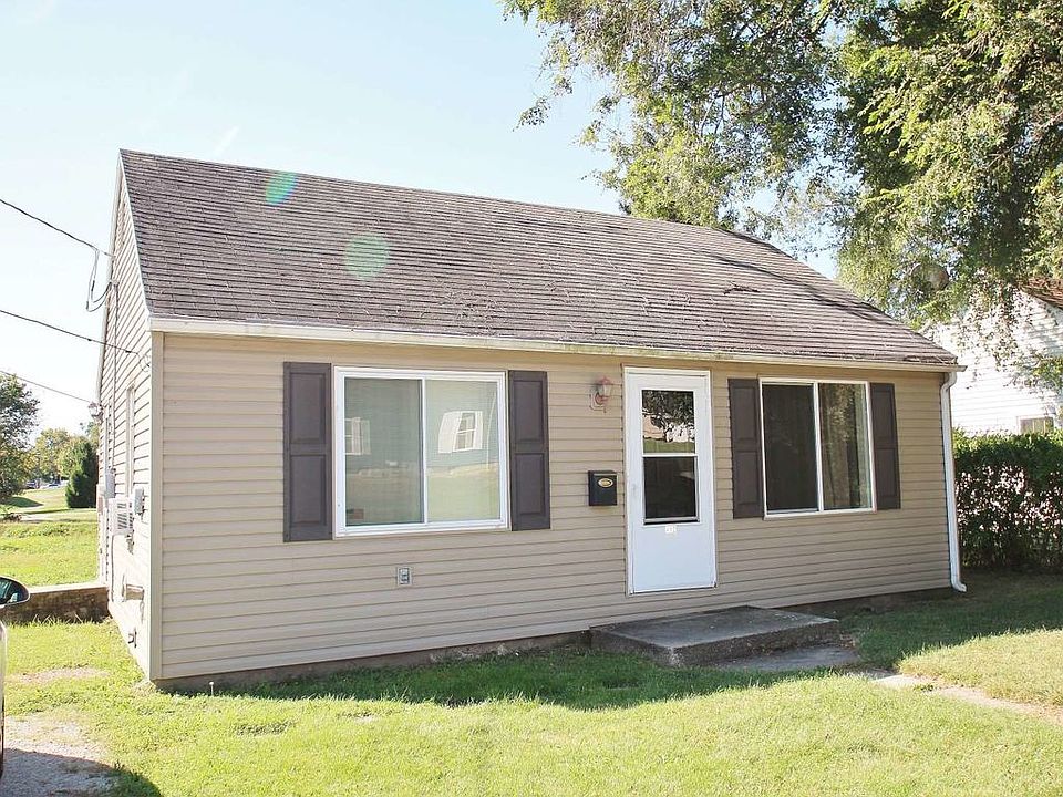 2nd image of 412 Prospect Ave