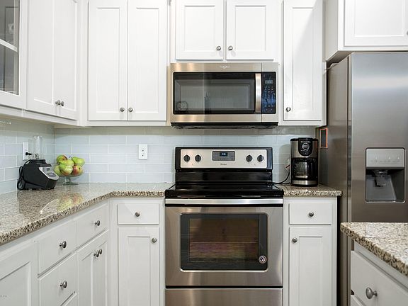5th image of 2805 Westbrook Ave