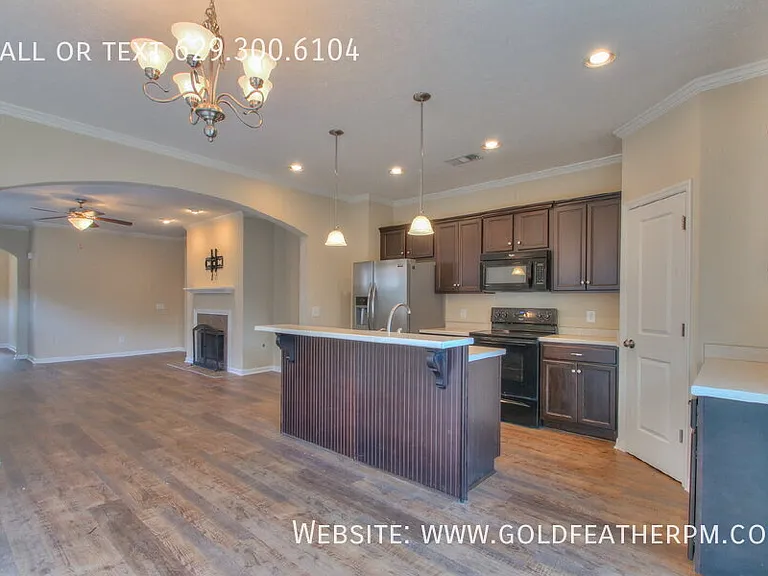 126 Trenton Ln — Photo 8