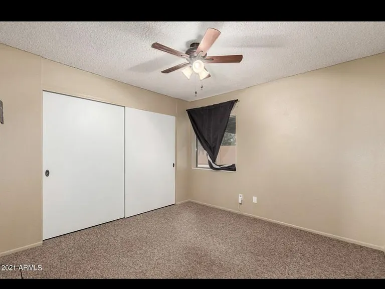 2432 W Dailey St — Photo 10